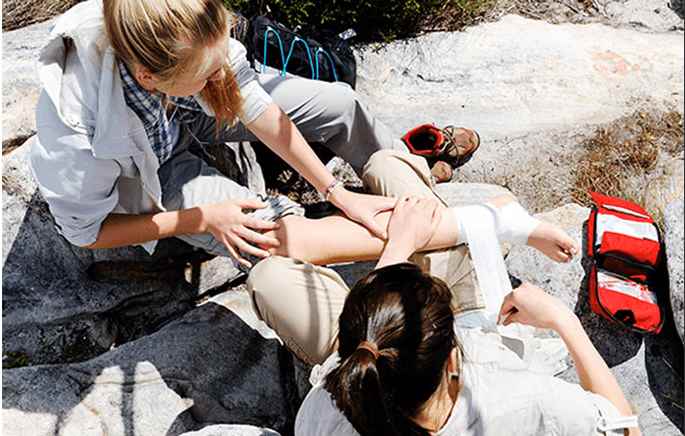 Зачем посещать курсы по оказанию первой помощи? Экономьте время и деньги. Персонализированное, гибкое обучение.